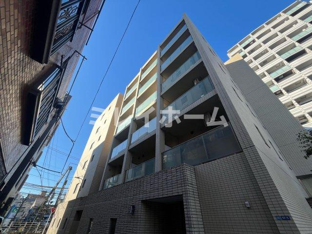 アバンセの外観