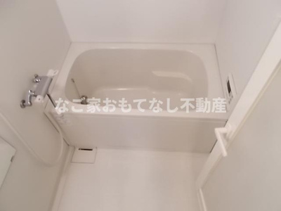【浴室】 | ジン（ＪＩＮ） | ※写真は別号室