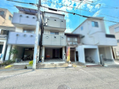 【外観】 | 清水丘１丁目　中古一戸建 | 収納スペースありますよ♪家族の思い出も大切にしまっておけますね！