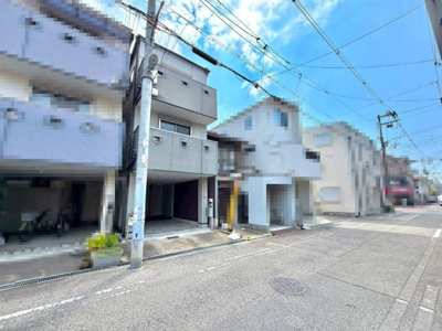 【外観】 | 清水丘１丁目　中古一戸建 | お部屋を広く利用するために必須なクローゼットが全室付いています♪もちろんお荷物を収納されても良しの勝手の良いクローゼットは嬉しいですね♪