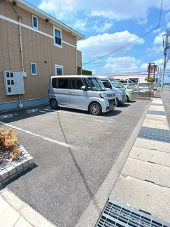 【駐車場】 | フェリオ南蔵王 | 駐車スペースもあります