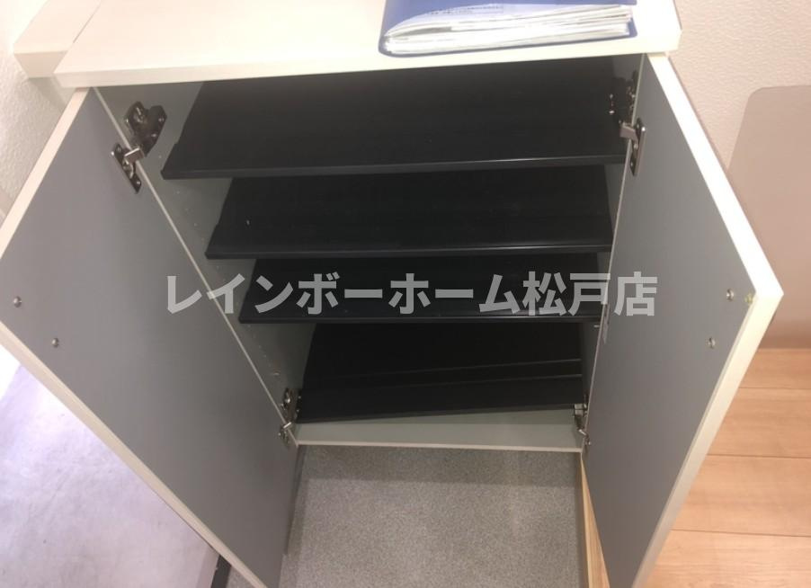 【仲介手数料：50％OFF】対象物件！の収納|こまごまとしたものを収納できそうですね