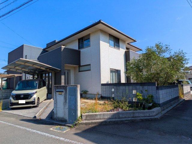 北条辻戸建ての外観|落ち着いた雰囲気の外観です