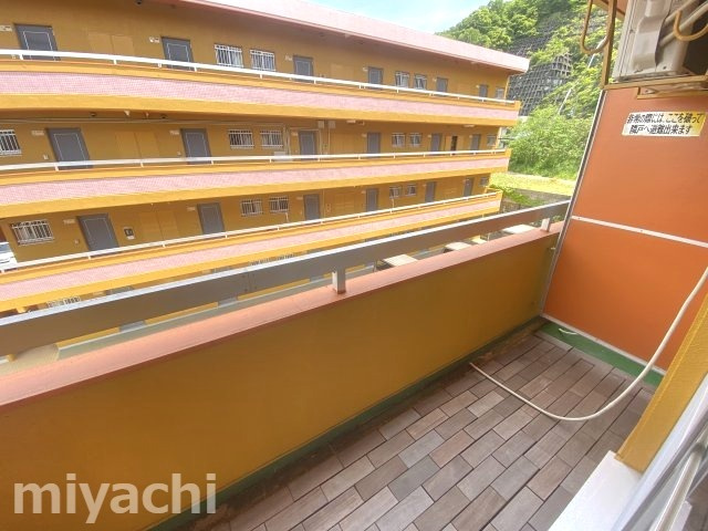 リバティN1のバルコニー