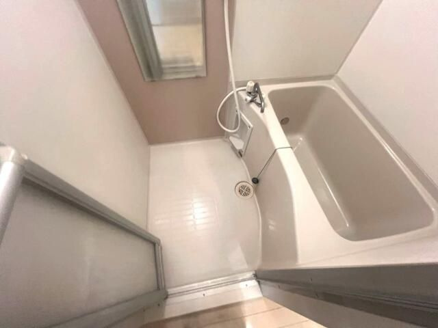 マイソン・ビエラ　　ＭＡＩＳＯＮ　ＶＥＲＲＥの浴室