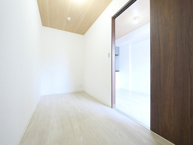 カーサ南紀寺町の洋室|個人の部屋や寝室として使える洋室です