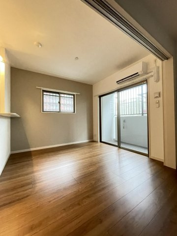 MODERN PALAZZO山王Grow　春住小学校区の居間・リビング|MODERN PALAZZO山王Grow