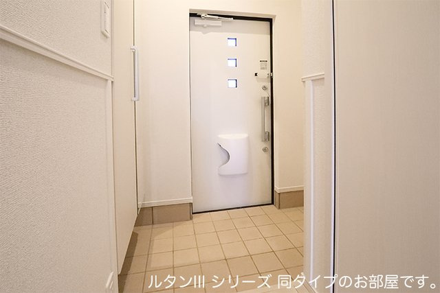 ソレアード　コートの玄関
