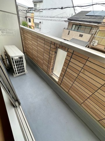 Ｓｕｎ　Ｂｅｌｌ＆寝屋川のバルコニー