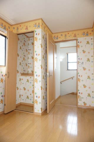 清水ヶ丘戸建の洋室|清水ヶ丘戸建　洋室3階