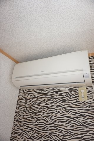 清水ヶ丘戸建の設備|清水ヶ丘戸建　エアコン1階