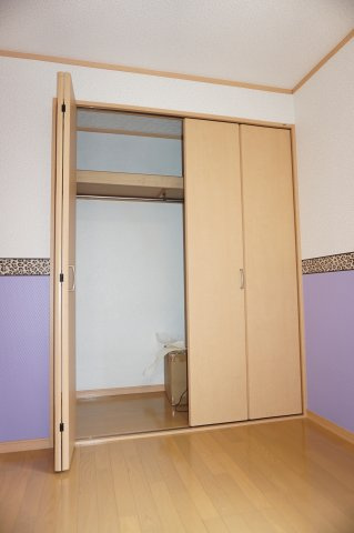 清水ヶ丘戸建の収納|清水ヶ丘戸建　収納1階