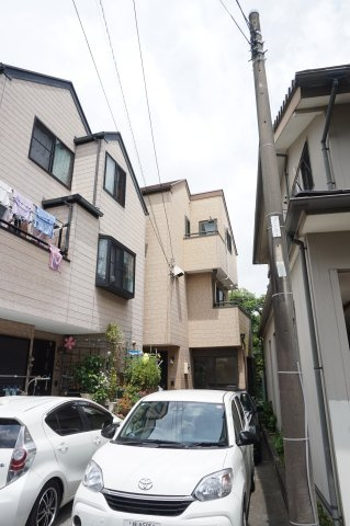 清水ヶ丘戸建の駐車場|清水ヶ丘戸建　駐車場2台分