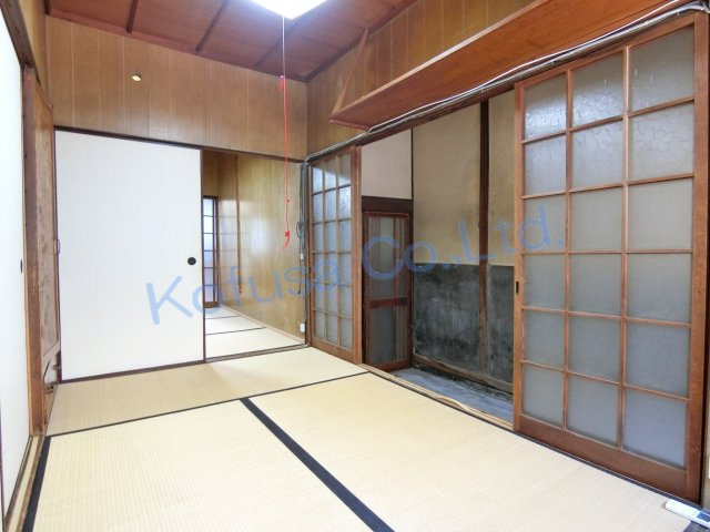 【居間・リビング】 | 浜添通3丁目貸家