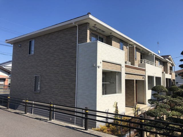 【外観】 | サン　リバー | 落ち着いた雰囲気の外観です