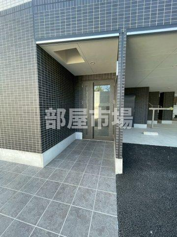 ミライズ南千住のエントランス