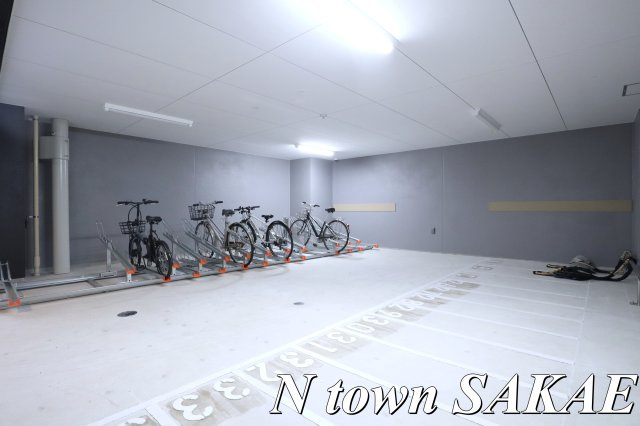 【駐車場】 | プレサンス鶴舞パークグラッド