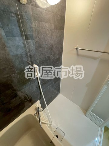 ミライズ南千住の浴室