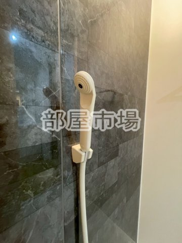 ミライズ南千住の浴室