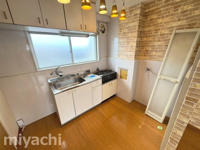 新浜マンションのキッチン