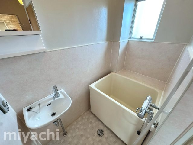 新浜マンションの浴室