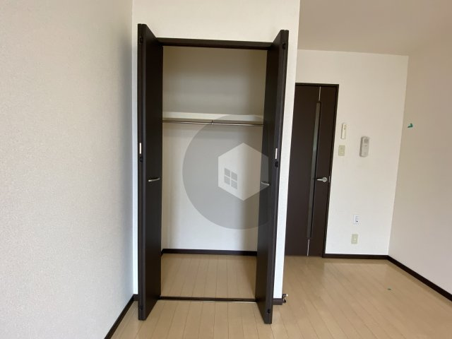 エスティーム2番館の収納
