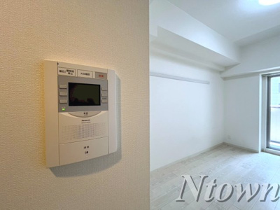【セキュリティ】 | プレサンス錦ラウム | モニター付きインターホンです