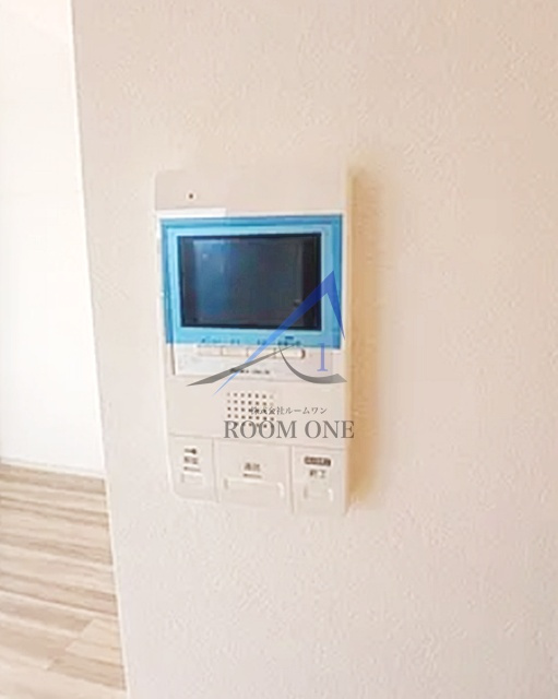 カーサデルフィーノのセキュリティ|モニター付きインターホンです。