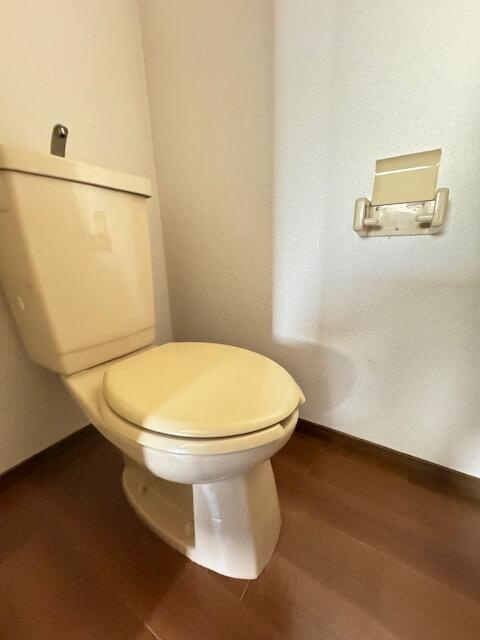 エステート奥戸のトイレ|※別部屋参考写真