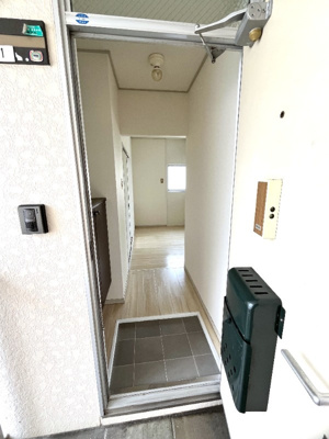 【玄関】 | リベルテひらたC棟