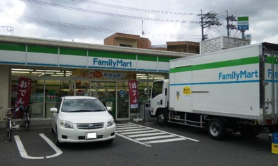 【周辺】 | くれあ | ファミリーマート学南町店まで468ｍ