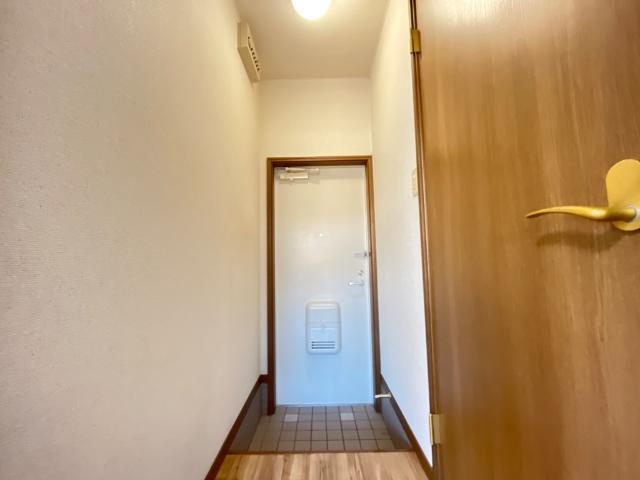 【内装】 | グランチェスタ | 廊下