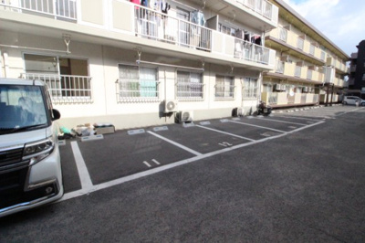 【駐車場】 | メゾンMK神田 | 駐車場があります