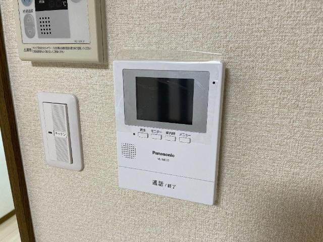 ファインヴィーブル参番館のセキュリティ|カメラ付インターホン