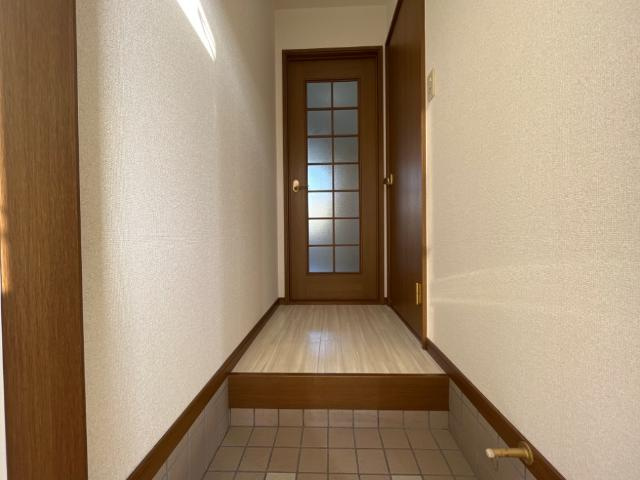 【玄関】 | グランチェスタ | 玄関