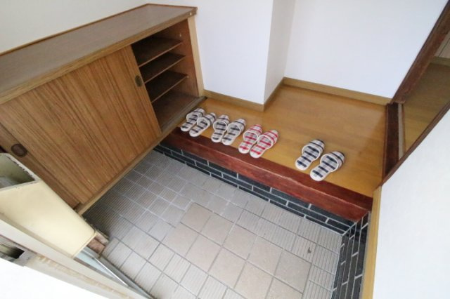 当新田貸家の玄関|きれいな玄関です