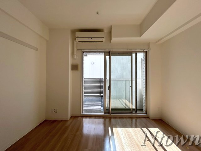 【その他】 | プレサンス錦プレミアム | ゆったり過ごせる居間です