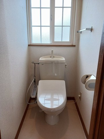【トイレ】 | クレストールｙｏｎｅｄａ　Ａ | ゆったりとした空間のトイレです