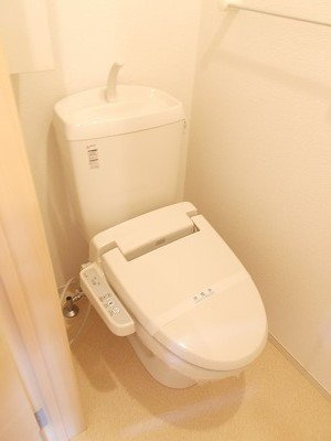 【トイレ】 | プリムローズ・Ｋ　Ａ | 落ち着いたトイレです