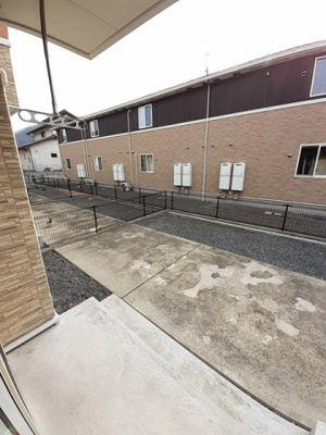 【庭】 | ひまわり | 簡単な家庭菜園も楽しめるお庭です