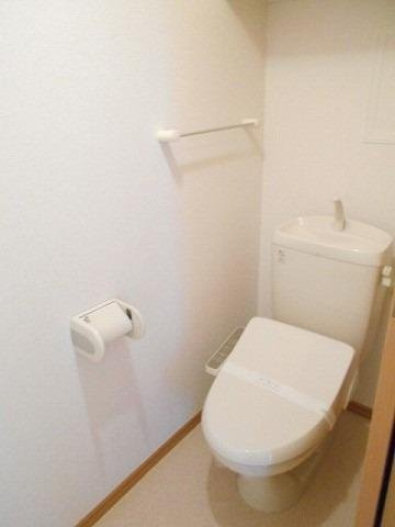 【トイレ】 | クレストール学南 | コンパクトで使いやすいトイレです