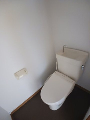 【トイレ】 | エルディム神田Ａ | 落ち着いた色調のトイレです