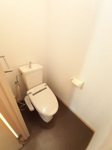 ニューシティアルカディアのトイレ|コンパクトで使いやすいトイレです