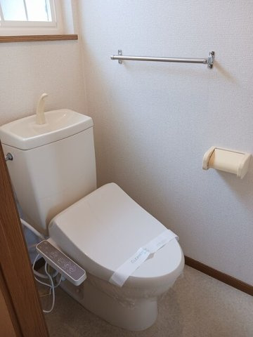 【トイレ】 | ヴィラ・フォンティーヌ | コンパクトで使いやすいトイレです