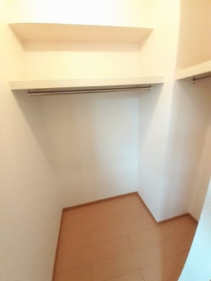 【収納】 | ベントルナータ　Ｂ | たっぷりとした収納スペースです