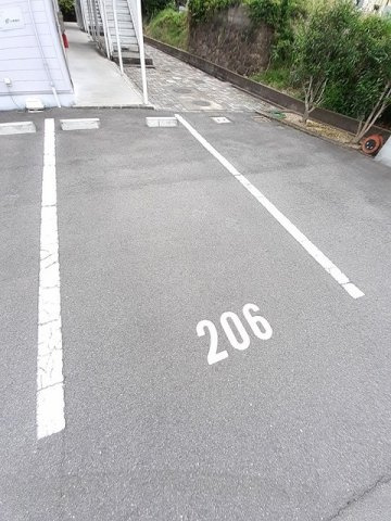 【駐車場】 | エンゼルハイツ中砂 | 駐車場です