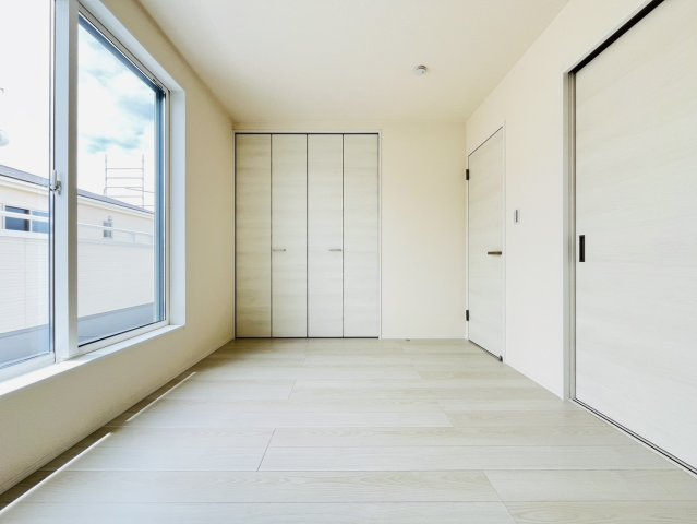 知多市新舞子神田42-1『仲介手数料無料』新築一戸建て・建売の洋室