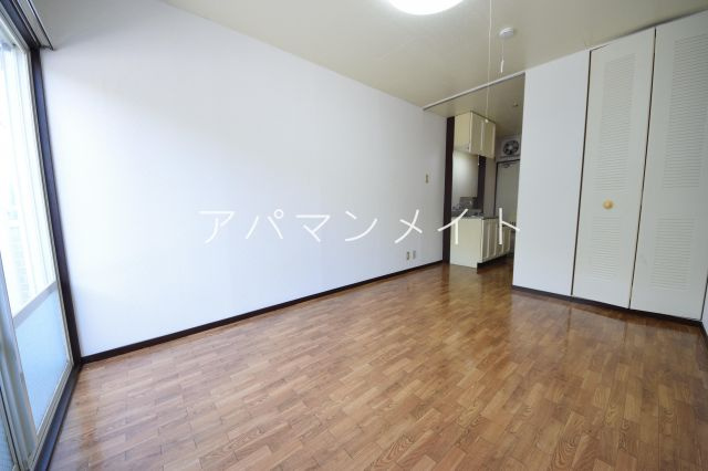 【居間・リビング】 | メゾンアリスト | 戸塚周辺ならアパマンメイトへＬｅｔｓ Ｇｏ ！