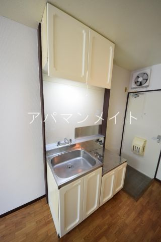 【キッチン】 | メゾンアリスト | キッチンでお料理をお楽しみください
