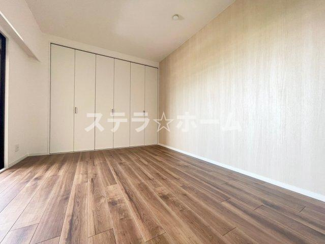 アービング鶴見緑地公園の洋室|広々とした洋室です